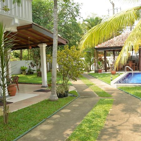 Surf Villa ฮิกคาดูวา ภายนอก รูปภาพ