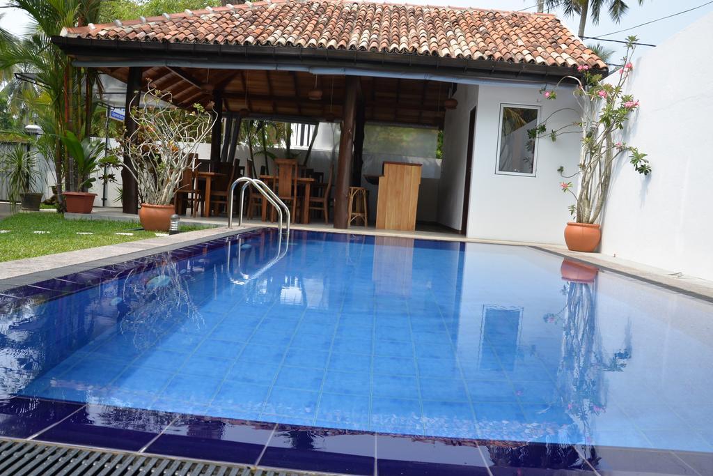 Surf Villa ฮิกคาดูวา ภายนอก รูปภาพ